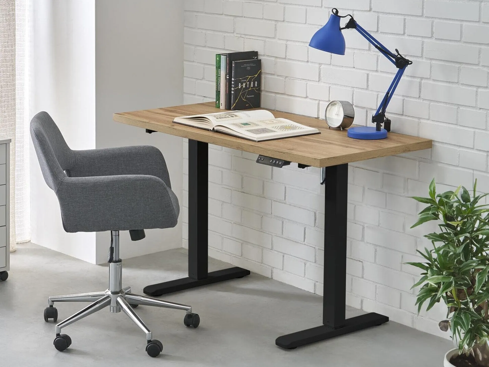 Hæve-sænkebord Houston 1942 (Artisan eg + Sort)