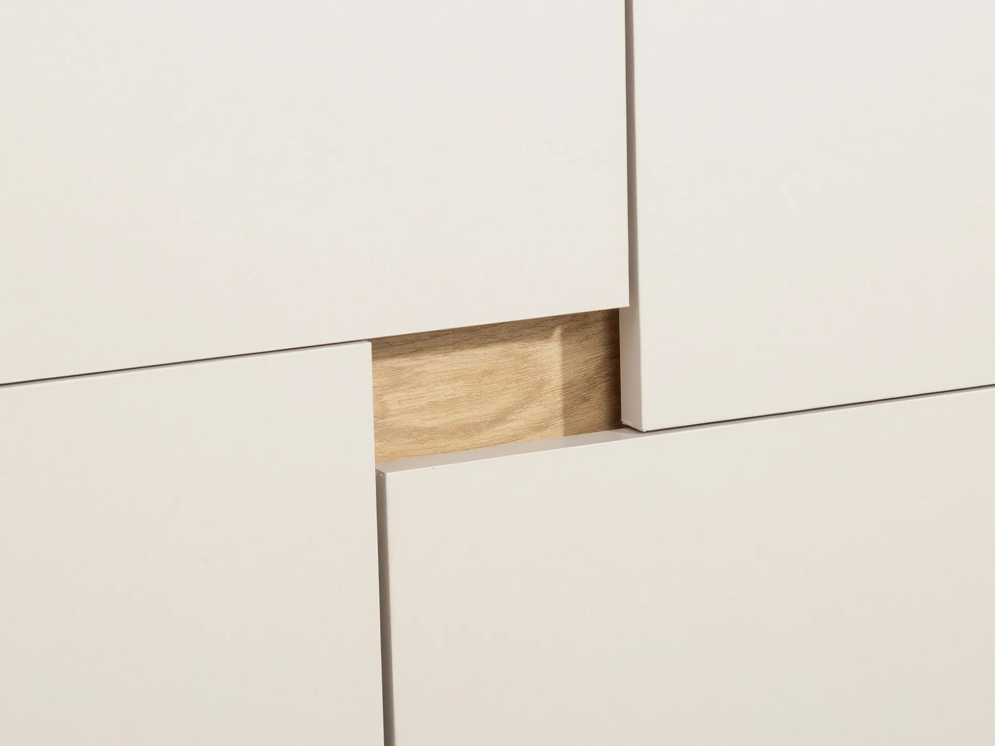 Reol Mavdori 104 (Kashmir)