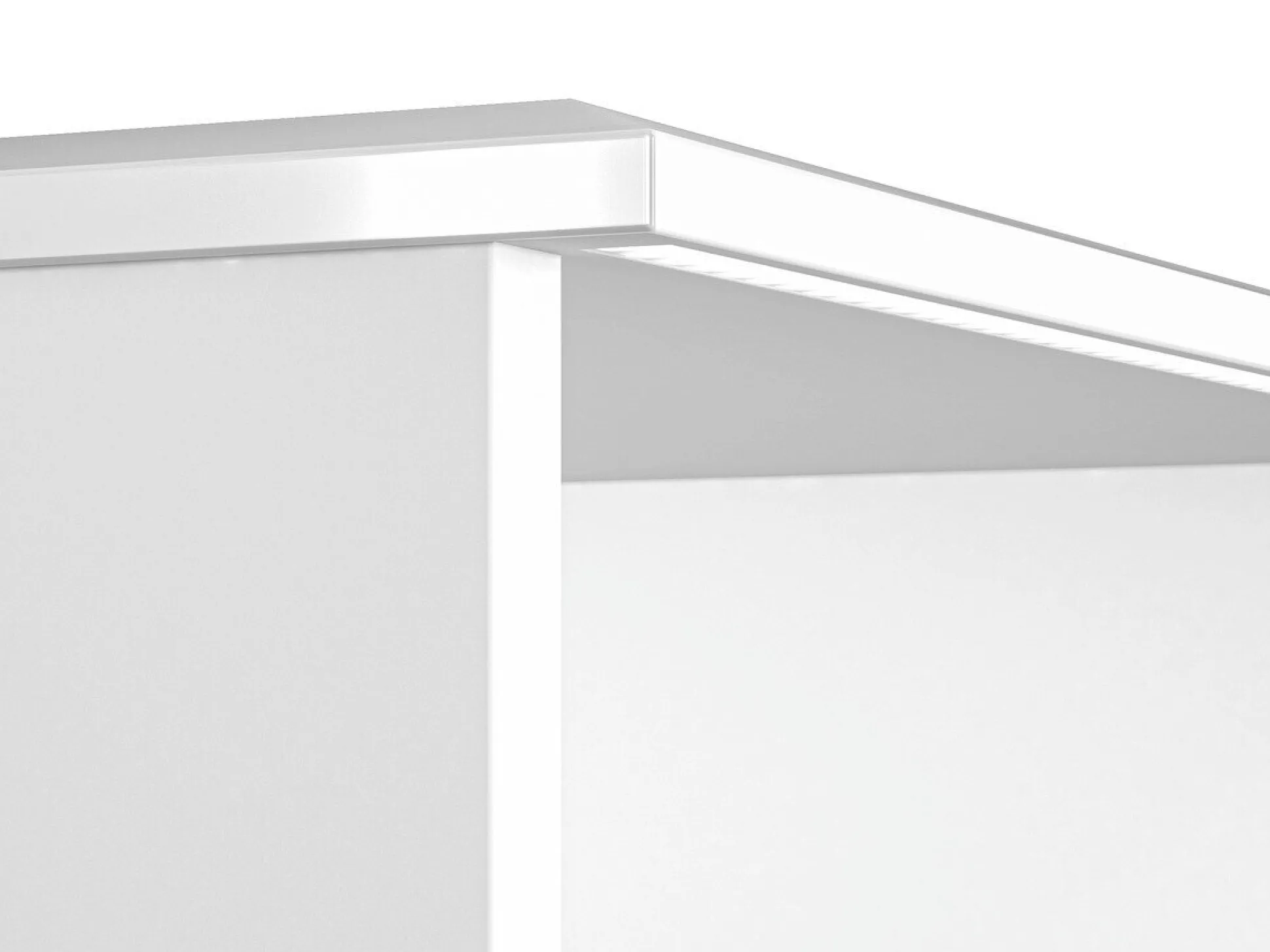 Sengebord Romlevo 103