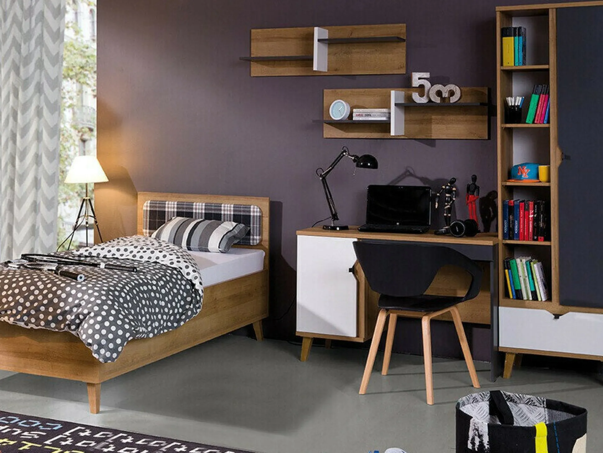 Skrivebord Etrmoru 128